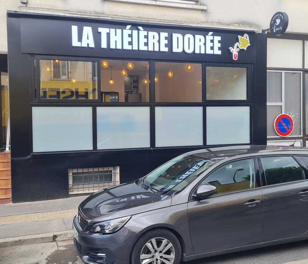 la théière dorée 2